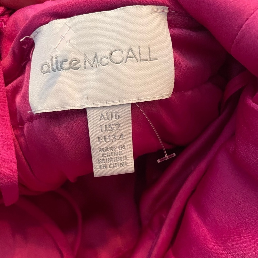 Like New Alice McCall Don’t Be Shy Dress - Picture 8 of 8